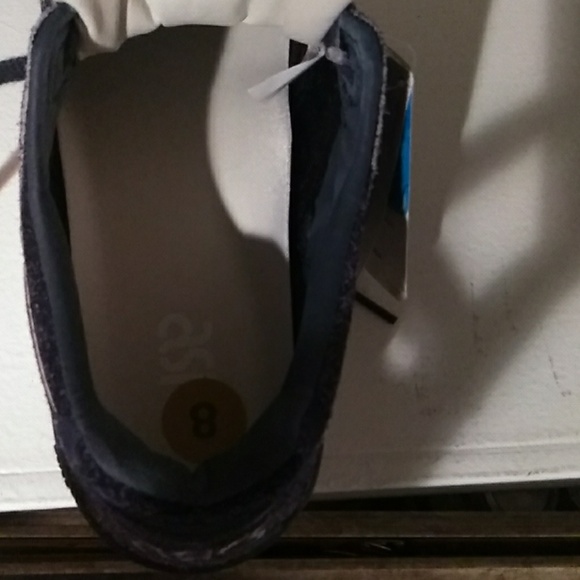 Asics - Picture 4 of 4